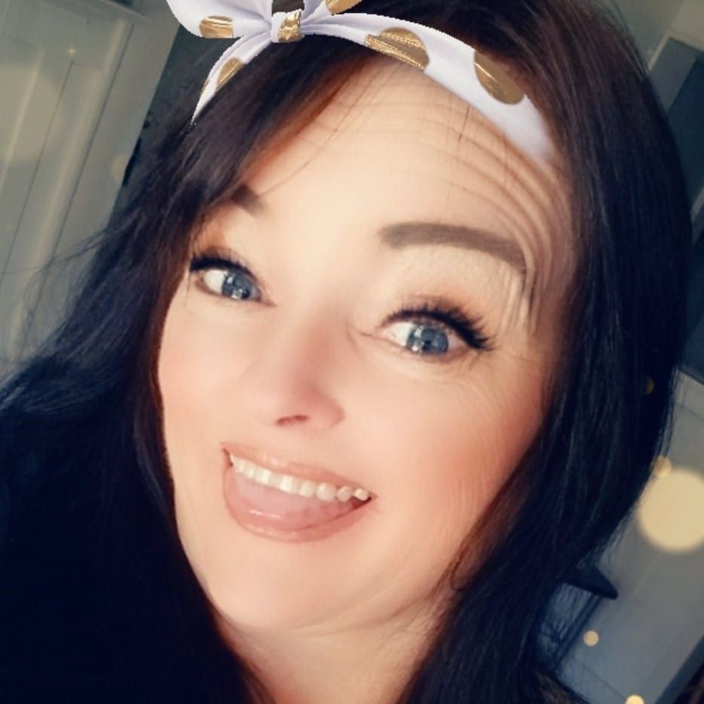 Meet your Posher, Michele renee